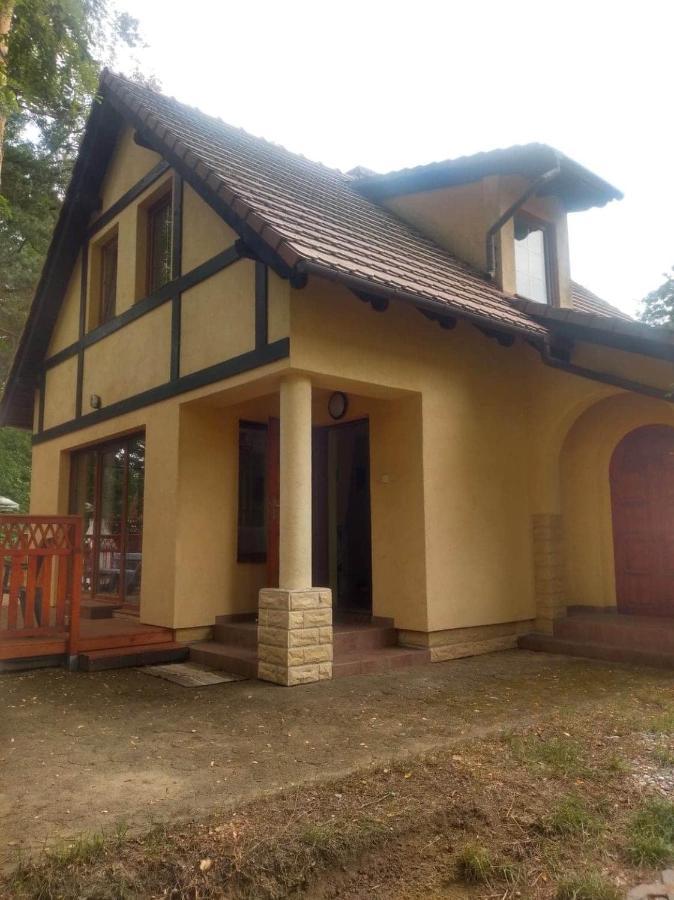 Żółty Domek nad Jeziorem Lubniewice Exterior foto